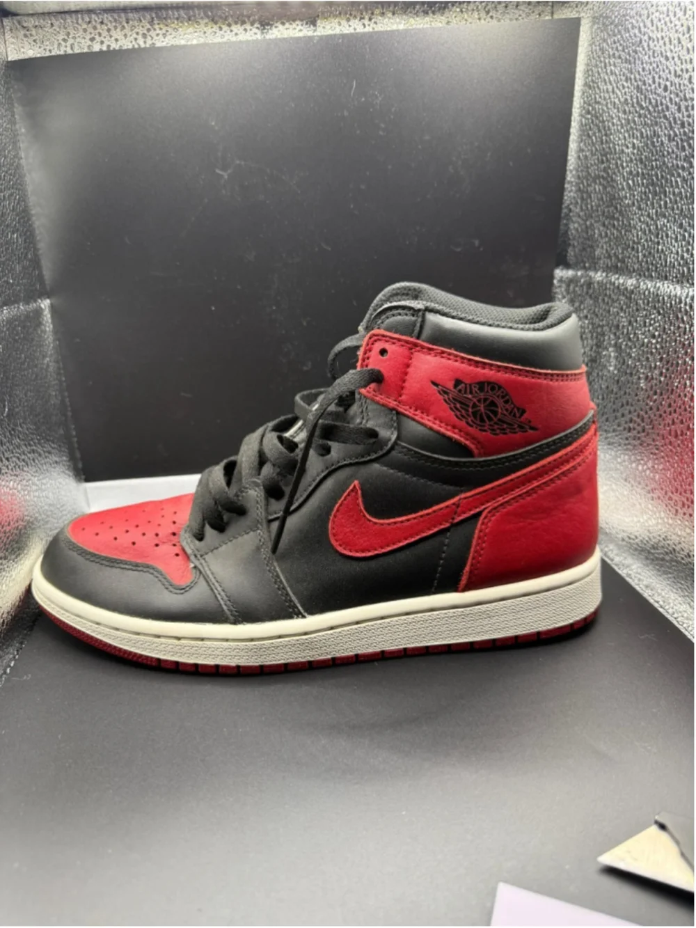Air Jordan 1 Retro High OG Bred Banned 2016 555088-001 Used No Box